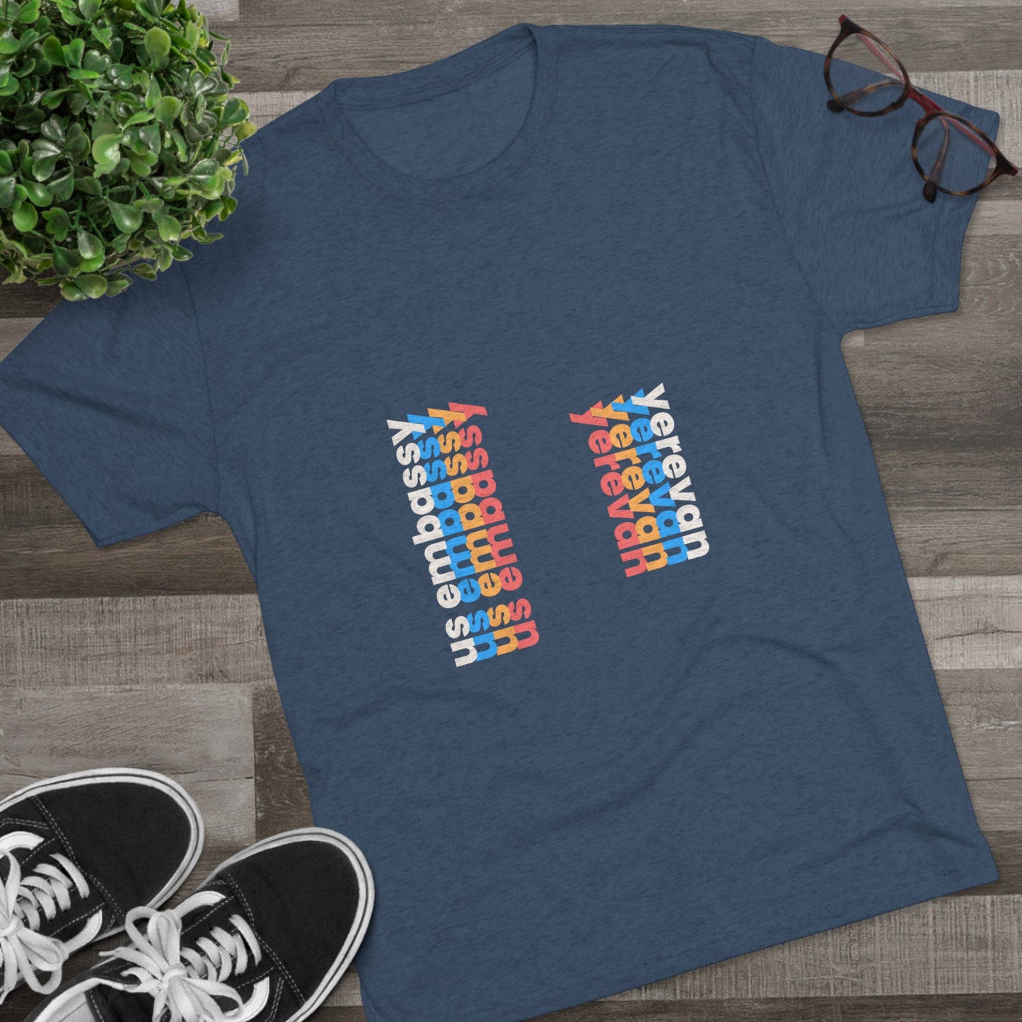 Retro Verso T-Shirt: Yerevan