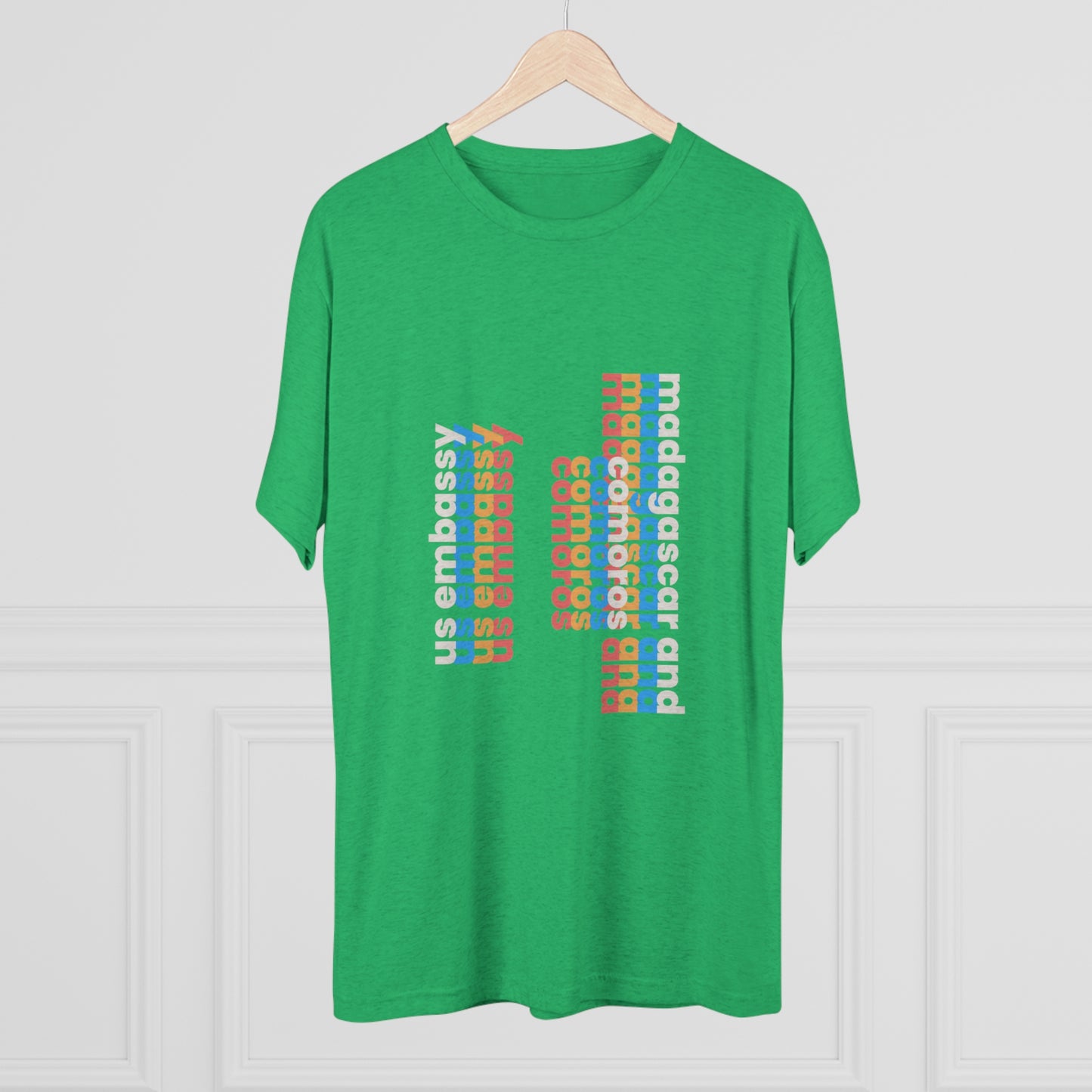 Retro Verso T-Shirt: Madagascar