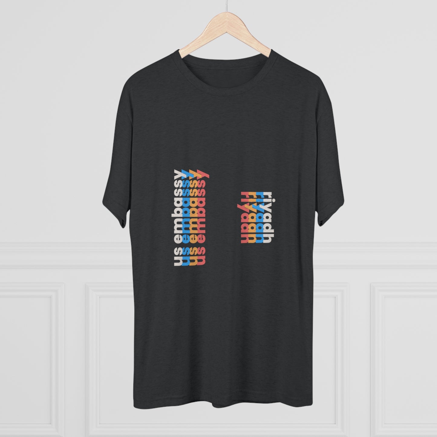 Retro Verso T-Shirt: Riyadh