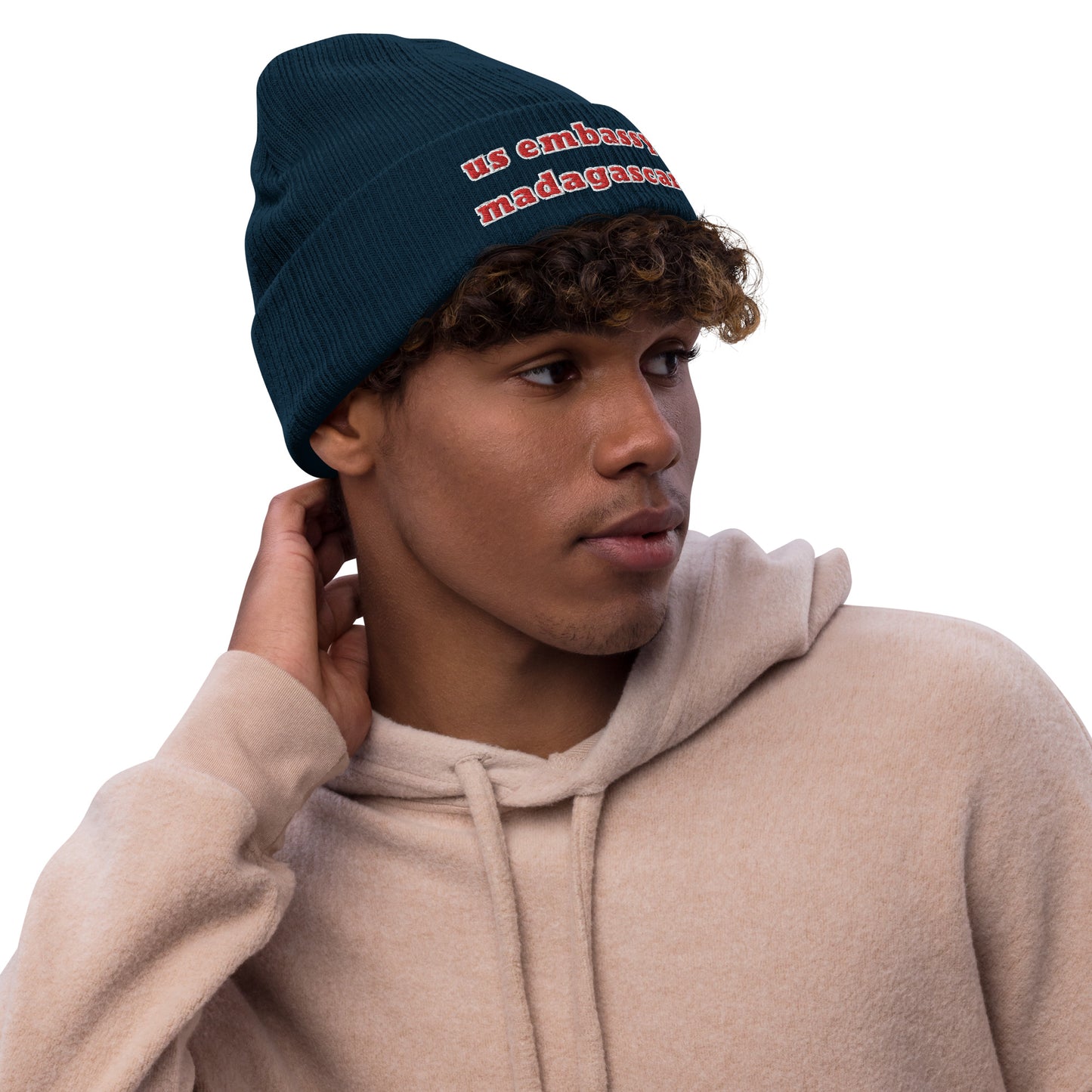 Head Cozy: :   Madagascar And Comoros