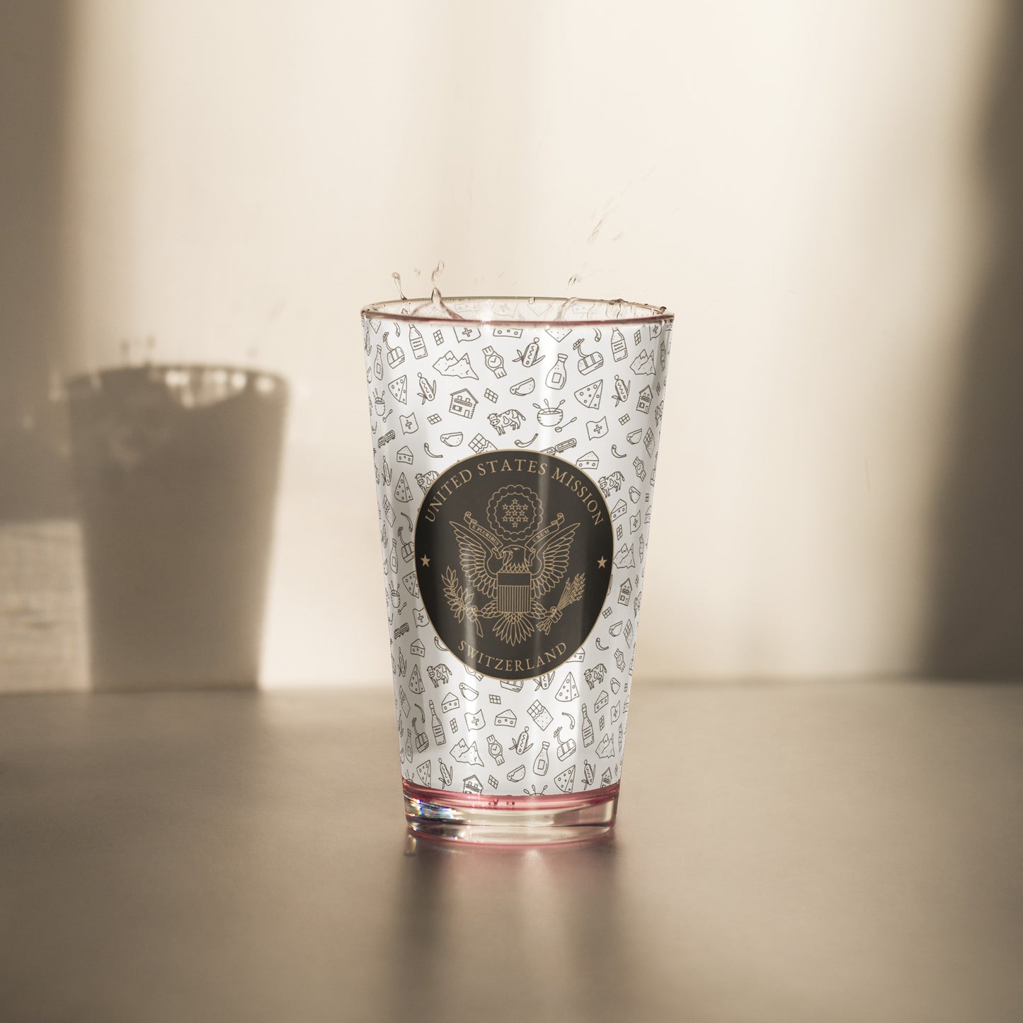 Shaker Pint Glass: Switzerland