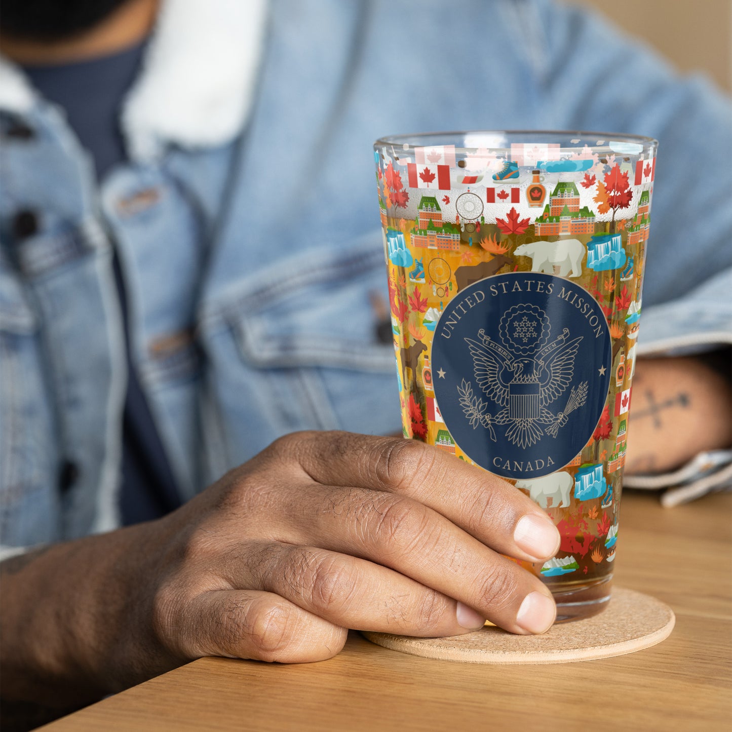 Shaker Pint Glass: Canada