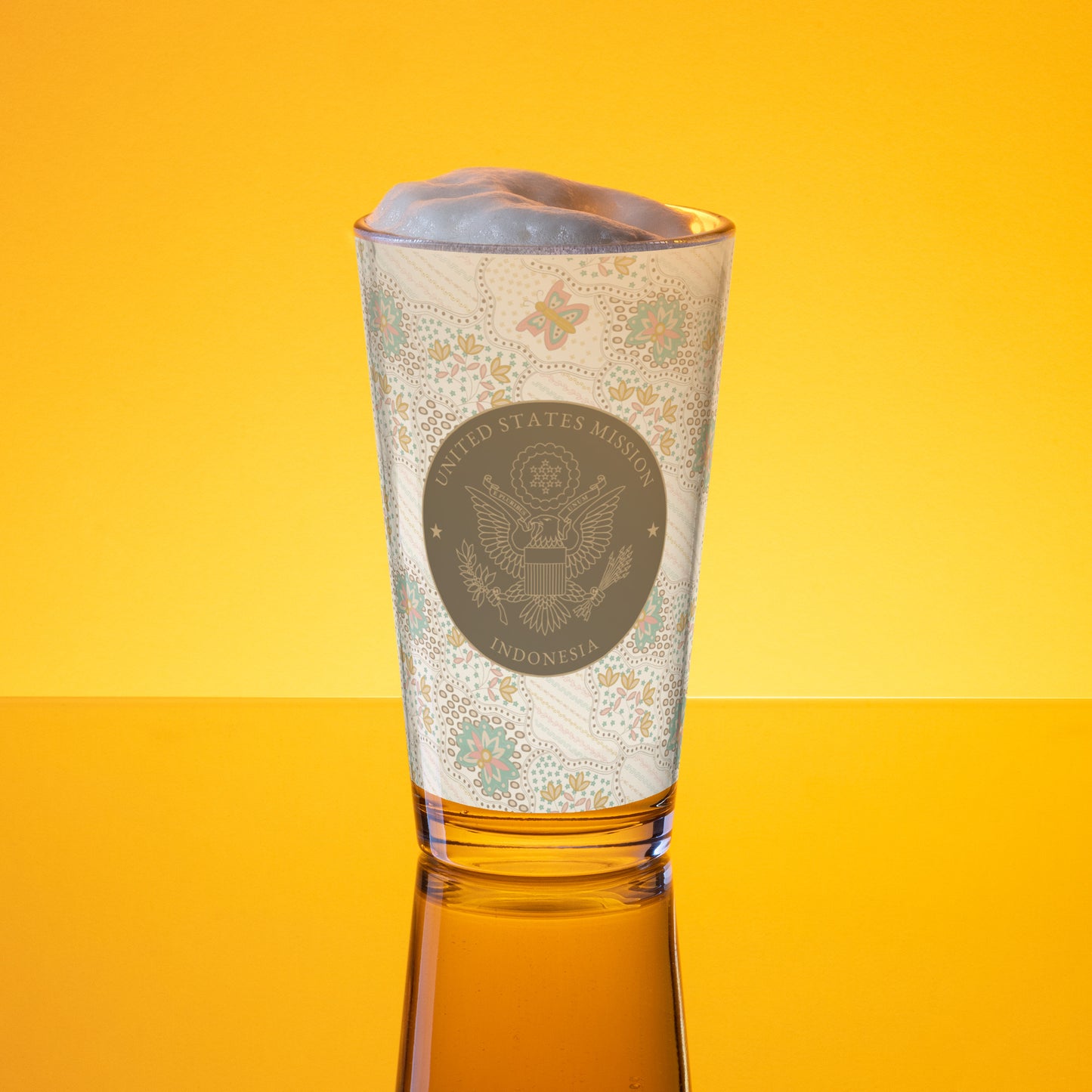 Shaker Pint Glass: Indonesia