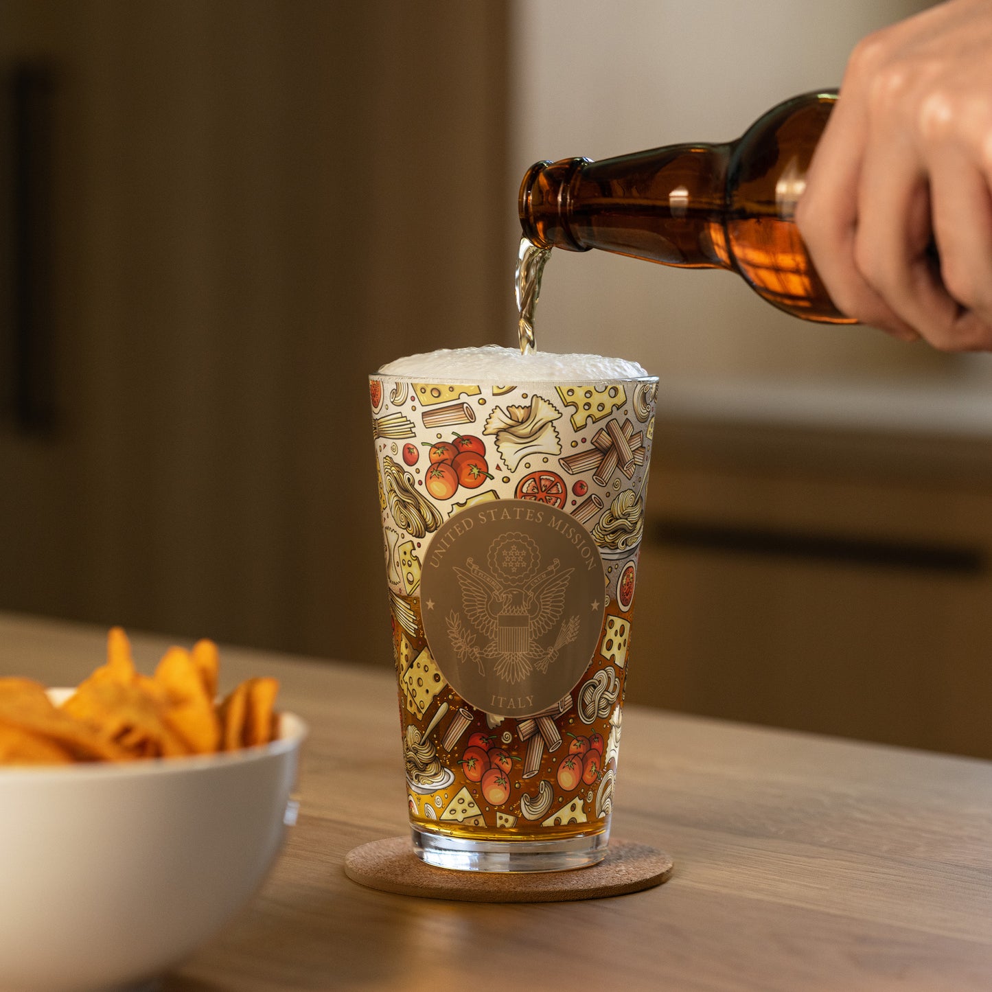 Shaker Pint Glass: Italy