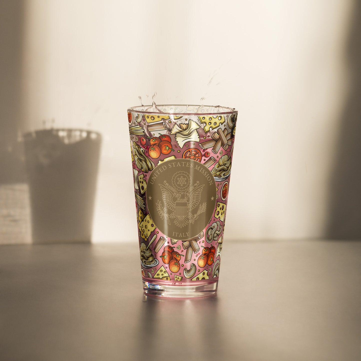 Shaker Pint Glass: Italy