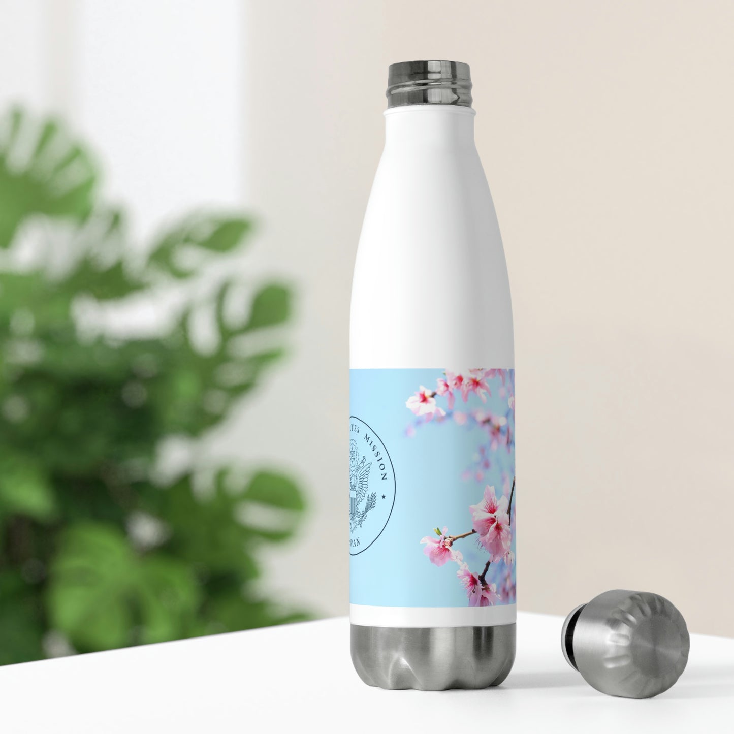 20oz Insulated Bottle: Mission Japan Blue